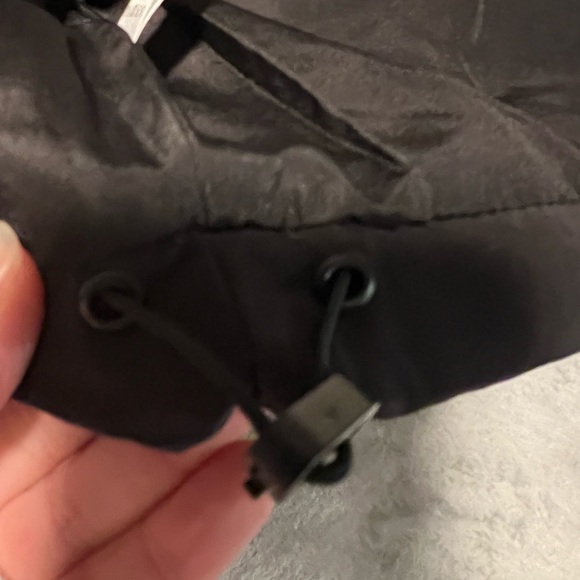 NWT Easel Cropped Puffer Vest Size M - Picture 12 of 13